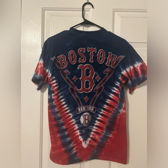 Liquid Blue MLB tie dye Boston Red Socks Short sleeve Graphic T-shirt. Size M - Picture 2 of 3